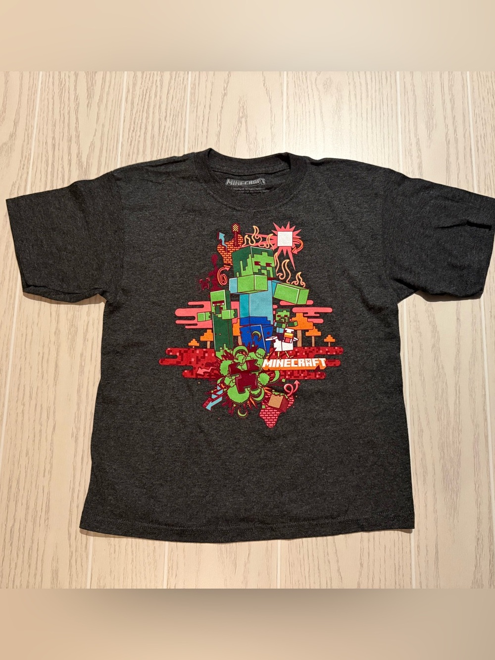 Minecraft Boys 5/6 Gray Zombie Creeper Gaming Graphic Tee NWOT